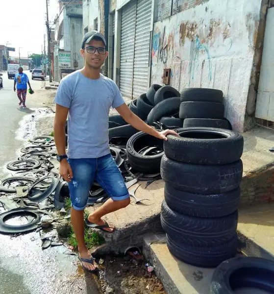 Young Brazilian is turning old tires into beds for animals and the environment is grateful 5c5adc107eba3 700